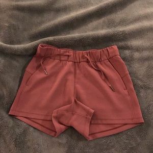 Lululemon on the fly shorts